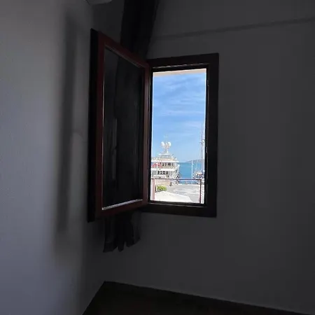 Vista House شقة *